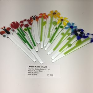 Tiny Garden Stakes (5-7 in)